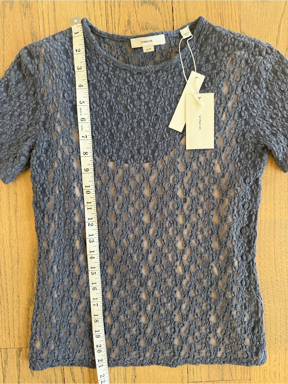 NWT VINCE Smocked Lace Blue Top Size X-Small - Picture 7 of 16